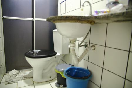 Apartamento à venda com 70m², 2 quartos e 1 vagaBanheiro Social