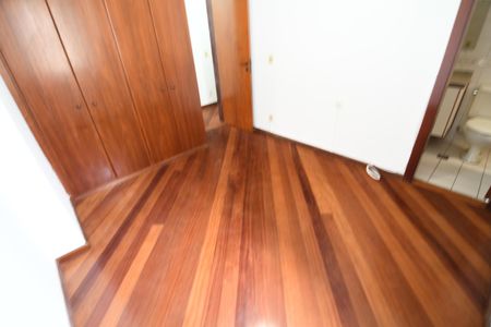 Apartamento à venda com 165m², 4 quartos e 2 vagasQuarto 1 - Suíte