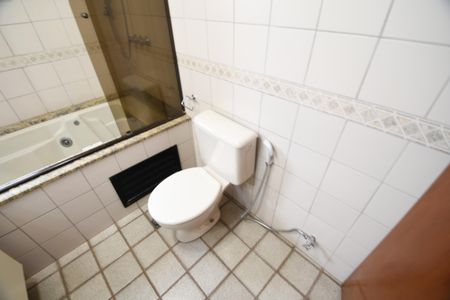 Apartamento à venda com 165m², 4 quartos e 2 vagasBanheiro 3 - Suíte