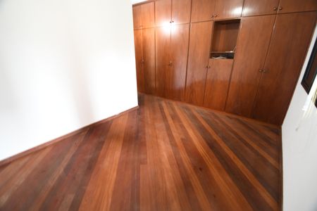 Apartamento à venda com 165m², 4 quartos e 2 vagasQuarto 3 - Suíte