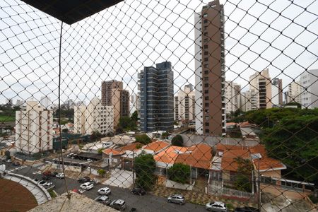 Sala - Vista de apartamento à venda com 4 quartos, 165m² em Cambuí, Campinas