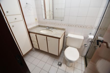 Apartamento à venda com 165m², 4 quartos e 2 vagasBanheiro 1 - Suíte