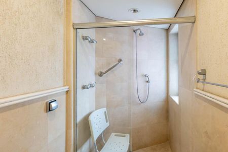 Apartamento à venda com 400m², 3 quartos e 5 vagas Apartamento à venda com 400m², 3 quartos e 5 vagasBanheiro 2 - Suíte