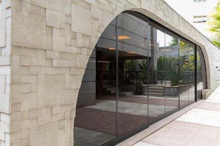 Apartamento à venda com 400m², 3 quartos e 5 vagas Apartamento à venda com 400m², 3 quartos e 5 vagasÁrea comum - Academia