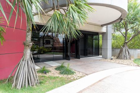 Apartamento à venda com 400m², 3 quartos e 5 vagas Apartamento à venda com 400m², 3 quartos e 5 vagasFachada