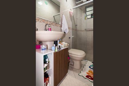 Apartamento à venda com 102m², 2 quartos e sem vagaBanheiro Suíte