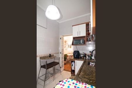 Apartamento à venda com 102m², 2 quartos e sem vagaCozinha