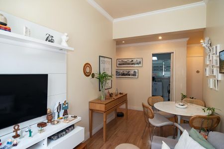 Apartamento à venda com 102m², 2 quartos e sem vagaSala