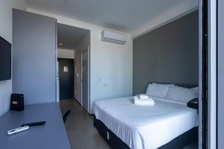 Studio à venda com 21m², 1 quarto e sem vaga Studio à venda com 21m², 1 quarto e sem vagaVaranda