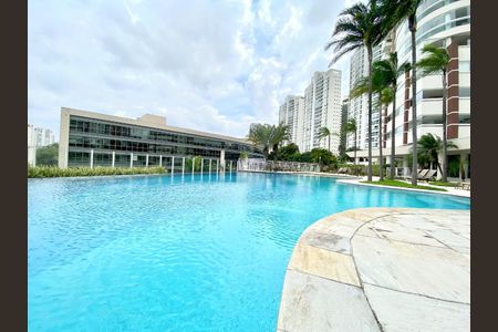 Apartamento à venda com 265m², 4 quartos e 4 vagasFoto 45