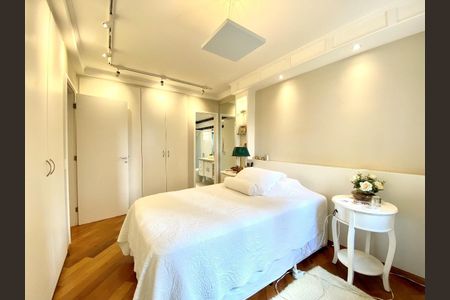 Apartamento à venda com 127m², 3 quartos e 2 vagasFoto 24