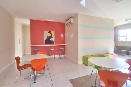 Apartamento à venda com 53m², 2 quartos e 1 vaga Apartamento à venda com 53m², 2 quartos e 1 vagaSalão de Festas