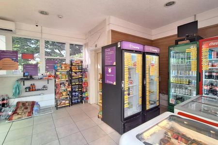 Apartamento à venda com 53m², 2 quartos e 1 vaga Apartamento à venda com 53m², 2 quartos e 1 vagaMercado 24h