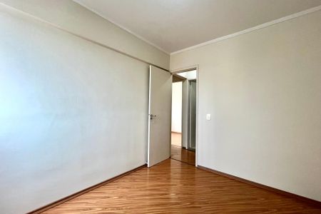 Apartamento à venda com 70m², 3 quartos e 2 vagasQuarto 3