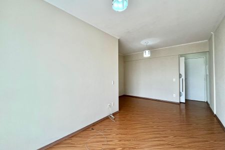 Sala de apartamento à venda com 3 quartos, 70m² em Vila Campestre, São Paulo