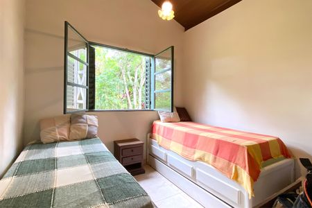 Casa de condomínio à venda com 1800m², 4 quartos e 4 vagasQuarto 2