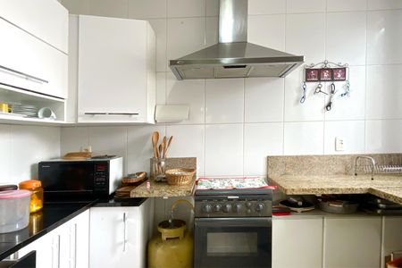 Casa de condomínio à venda com 1800m², 4 quartos e 4 vagasCozinha