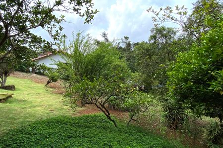 Casa de condomínio à venda com 1800m², 4 quartos e 4 vagasQuintal