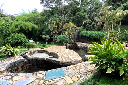 Casa de condomínio à venda com 1800m², 4 quartos e 4 vagasÁrea comum - Cascata