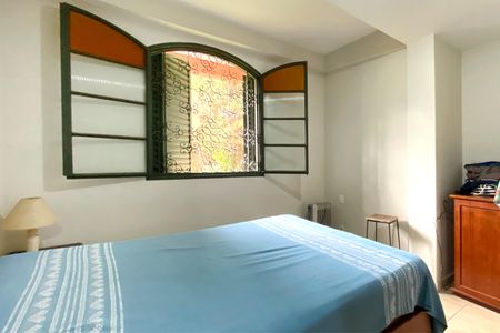 Casa de condomínio à venda com 1800m², 4 quartos e 4 vagasSuite 2