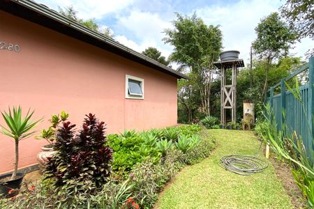 Casa de condomínio à venda com 1800m², 4 quartos e 4 vagasJardim