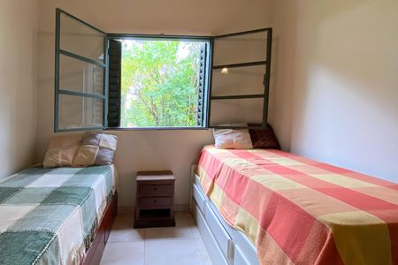 Casa de condomínio à venda com 1800m², 4 quartos e 4 vagasQuarto 2