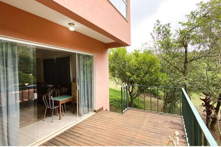 Varanda de casa de condomínio à venda com 4 quartos, 1800m² em Retiro do Chalé, Brumadinho