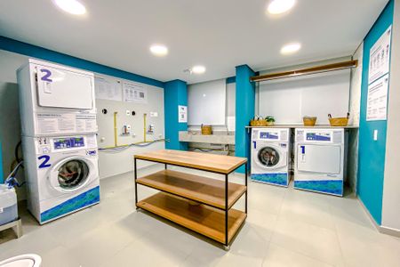 Apartamento à venda com 38m², 2 quartos e sem vagaÁrea comum