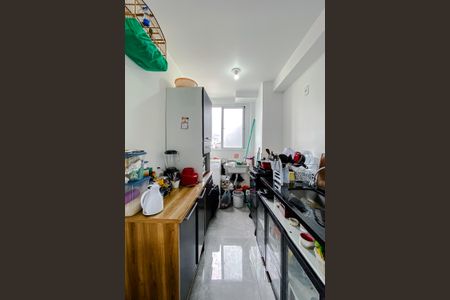 Apartamento à venda com 38m², 2 quartos e sem vagaCozinha e Área de Serviço