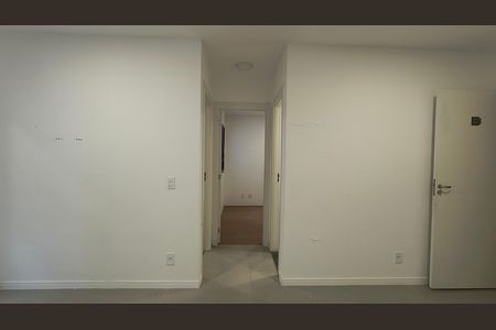 Sala de apartamento à venda com 2 quartos, 50m² em Recreio dos Bandeirantes, Rio de Janeiro