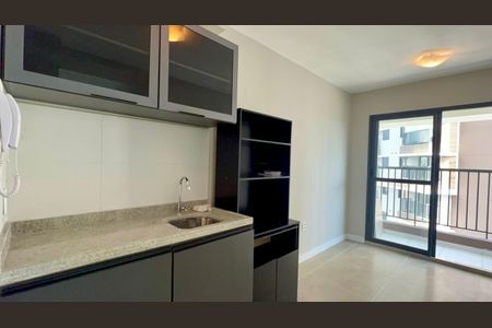 Studio à venda com 27m², 1 quarto e sem vaga Studio à venda com 27m², 1 quarto e sem vagaCozinha - Armários