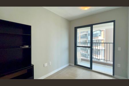 Studio à venda com 27m², 1 quarto e sem vaga Studio à venda com 27m², 1 quarto e sem vagaSala