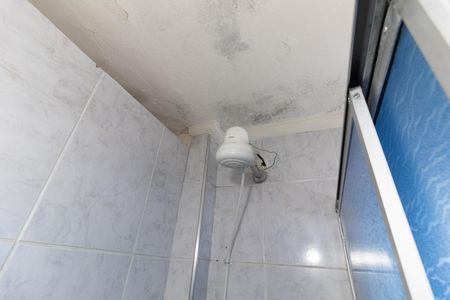 Banheiro  de apartamento à venda com 1 quarto, 35m² em Aclimação, São Paulo