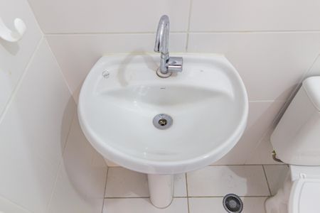 Apartamento para alugar com 32m², 2 quartos e sem vaga Apartamento para alugar com 32m², 2 quartos e sem vagaDetalhe - Banheiro