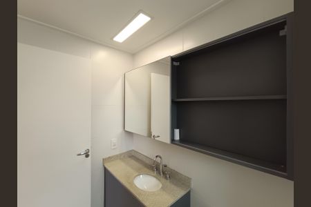 Apartamento à venda com 66m², 2 quartos e 1 vaga Apartamento à venda com 66m², 2 quartos e 1 vagaBanheiro