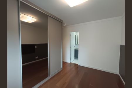 Apartamento à venda com 66m², 2 quartos e 1 vaga Apartamento à venda com 66m², 2 quartos e 1 vagaSuíte