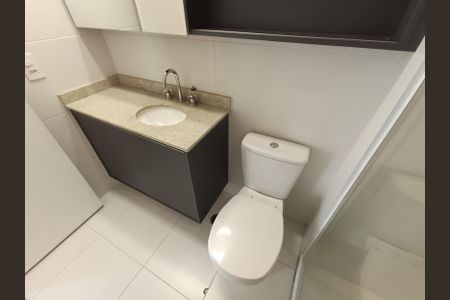 Apartamento à venda com 66m², 2 quartos e 1 vaga Apartamento à venda com 66m², 2 quartos e 1 vagaBanheiro da Suíte