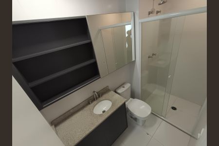 Apartamento à venda com 66m², 2 quartos e 1 vaga Apartamento à venda com 66m², 2 quartos e 1 vagaBanheiro da Suíte