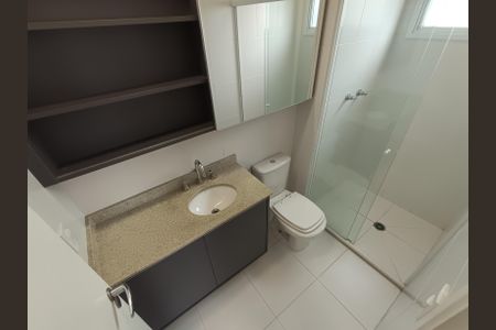 Apartamento à venda com 66m², 2 quartos e 1 vaga Apartamento à venda com 66m², 2 quartos e 1 vagaBanheiro