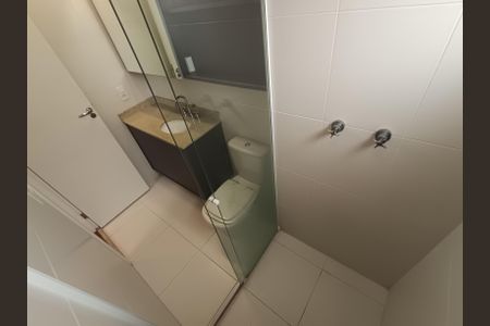 Apartamento à venda com 66m², 2 quartos e 1 vaga Apartamento à venda com 66m², 2 quartos e 1 vagaBanheiro
