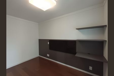 Apartamento à venda com 66m², 2 quartos e 1 vaga Apartamento à venda com 66m², 2 quartos e 1 vagaSuíte