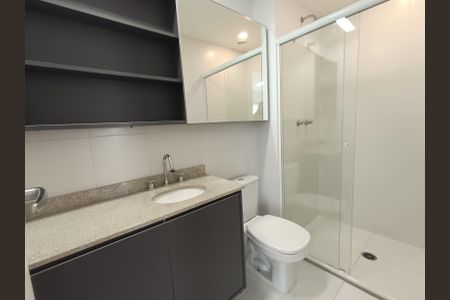 Apartamento à venda com 66m², 2 quartos e 1 vaga Apartamento à venda com 66m², 2 quartos e 1 vagaBanheiro da Suíte