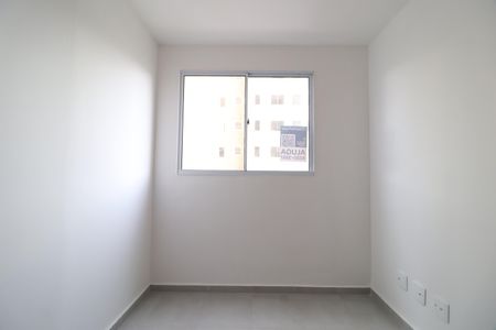 Sala de apartamento para alugar com 2 quartos, 44m² em Jardim Sul, Uberlândia