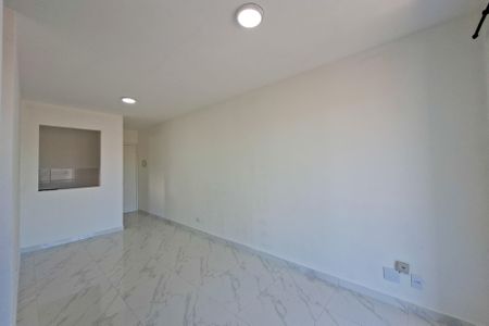 Apartamento para alugar com 70m², 2 quartos e 1 vagaSala