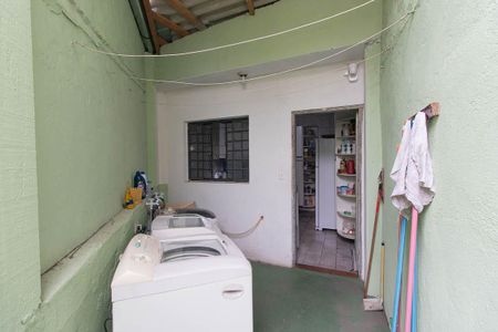 Casa à venda com 222m², 2 quartos e sem vagaÁrea de Serviço