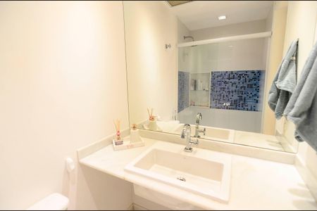 Apartamento à venda com 109m², 3 quartos e 1 vagaBanheiro Social