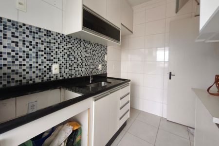 Apartamento à venda com 49m², 2 quartos e 1 vaga Apartamento à venda com 49m², 2 quartos e 1 vagaCozinha
