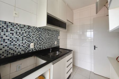 Apartamento à venda com 49m², 2 quartos e 1 vaga Apartamento à venda com 49m², 2 quartos e 1 vagaCozinha