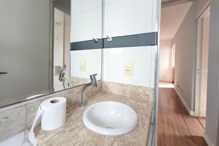 Apartamento à venda com 49m², 2 quartos e 1 vaga Apartamento à venda com 49m², 2 quartos e 1 vagaBanheiro