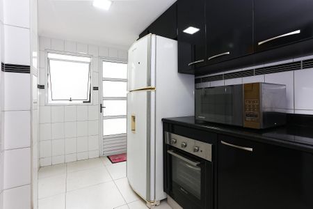 Casa para alugar com 70m², 2 quartos e 1 vaga Casa para alugar com 70m², 2 quartos e 1 vagaCozinha